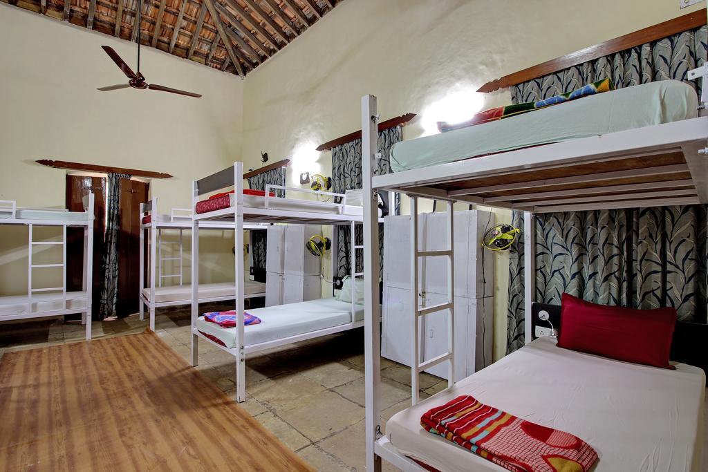 Zostel Goa Hostel Calangute Kültér fotó